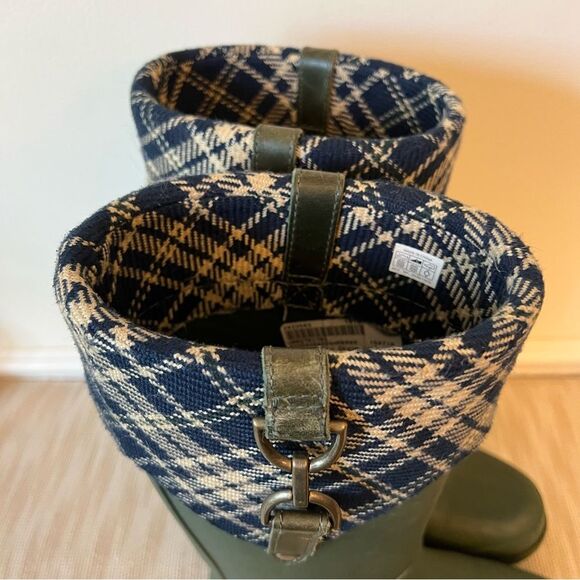 CROCS women’s boots dark green w/plaid design women Size 7 GUC - Picture 7 of 16